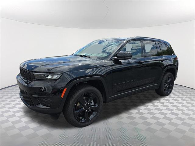 new 2025 Jeep Grand Cherokee car, priced at $44,400