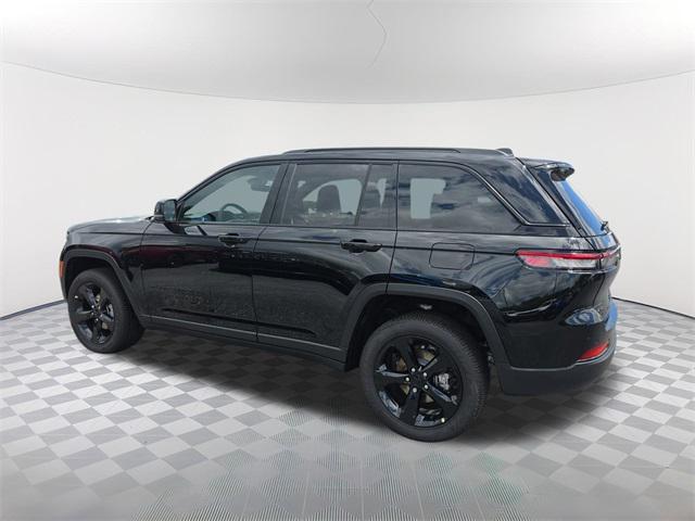 new 2025 Jeep Grand Cherokee car, priced at $44,400