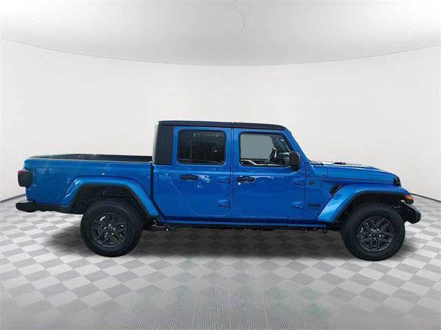 new 2025 Jeep Gladiator car, priced at $50,413