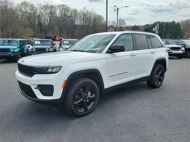 new 2024 Jeep Grand Cherokee car, priced at $42,804