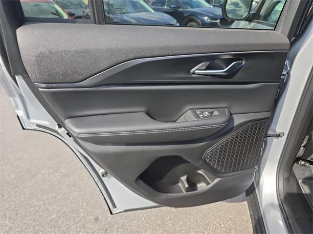 new 2025 Jeep Grand Cherokee car, priced at $40,822
