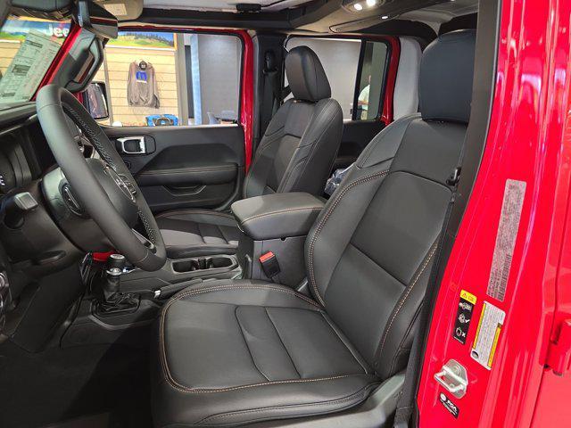 new 2025 Jeep Gladiator car, priced at $52,130