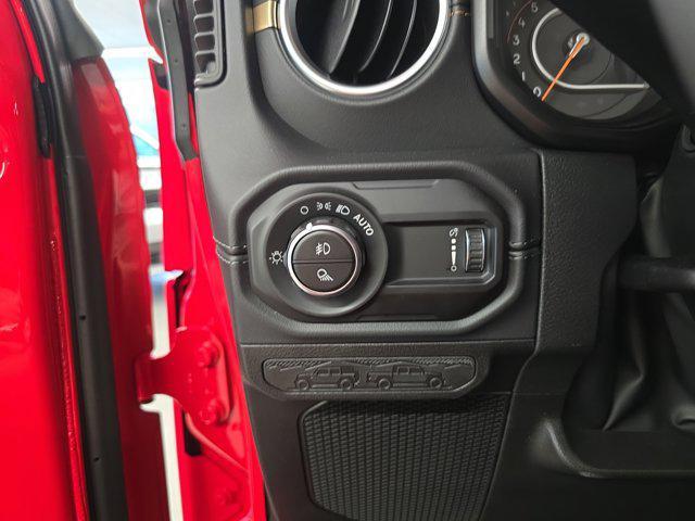 new 2025 Jeep Gladiator car, priced at $52,130
