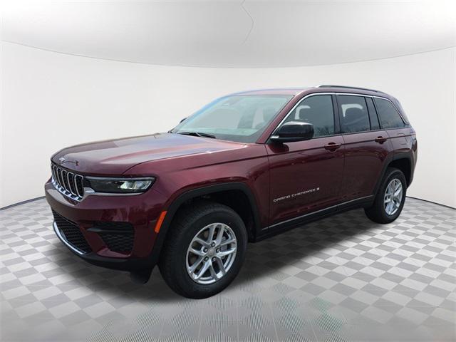 new 2025 Jeep Grand Cherokee car, priced at $40,822