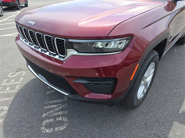 new 2025 Jeep Grand Cherokee car, priced at $40,822