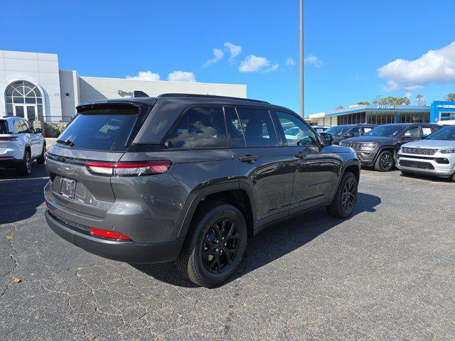 new 2025 Jeep Grand Cherokee car, priced at $44,975