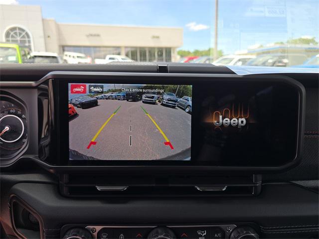 new 2025 Jeep Wrangler car, priced at $64,278