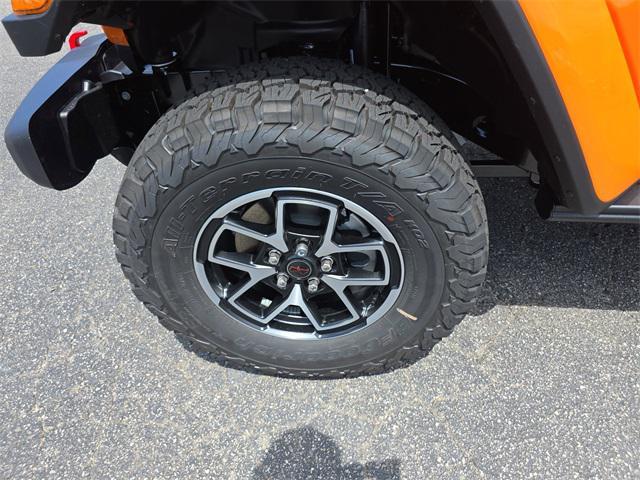 new 2025 Jeep Wrangler car, priced at $64,278