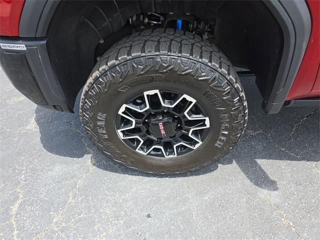 used 2025 GMC Sierra 2500 car, priced at $86,990