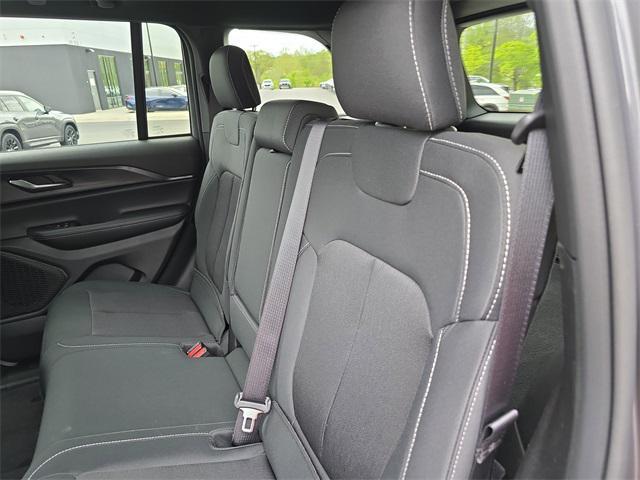 new 2025 Jeep Grand Cherokee car, priced at $40,822