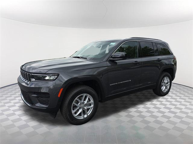 new 2025 Jeep Grand Cherokee car, priced at $40,822
