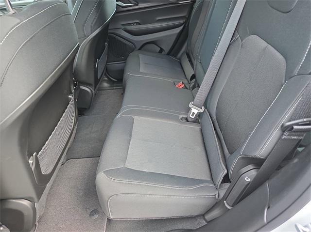 new 2025 Jeep Grand Cherokee car, priced at $40,227