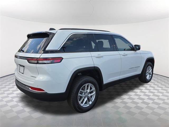 new 2025 Jeep Grand Cherokee car, priced at $40,227