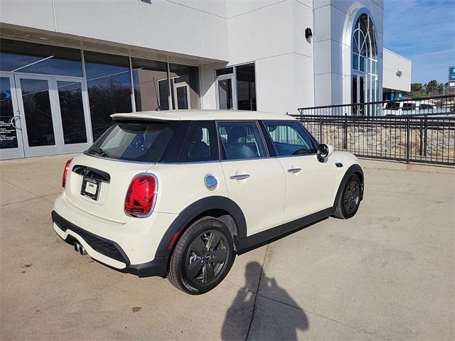 used 2022 MINI Hardtop car, priced at $25,477