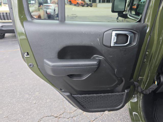 used 2022 Jeep Gladiator car, priced at $28,999