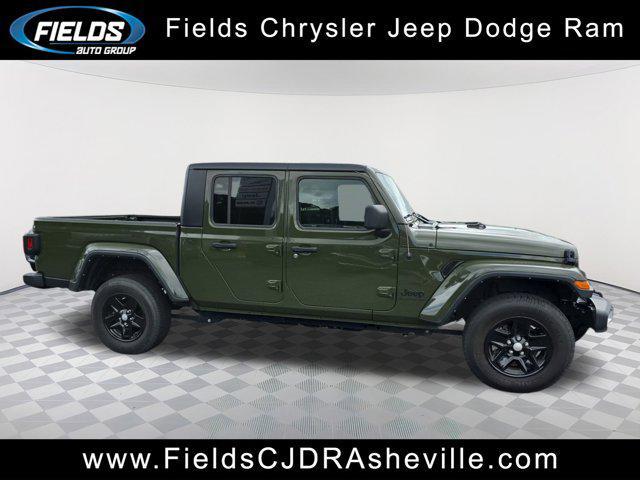 used 2022 Jeep Gladiator car, priced at $29,399