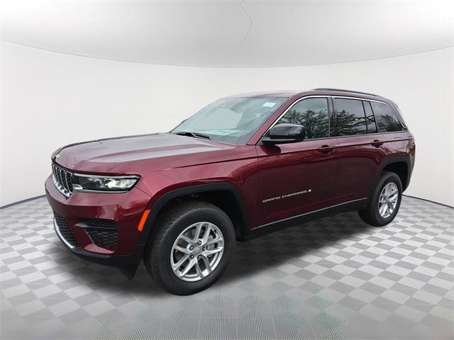 new 2025 Jeep Grand Cherokee car, priced at $41,022