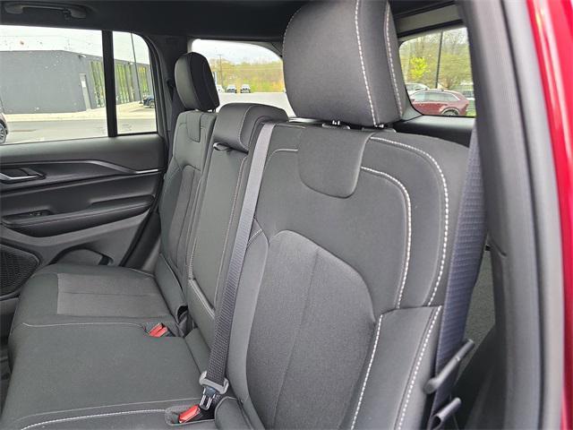 new 2025 Jeep Grand Cherokee car, priced at $41,022