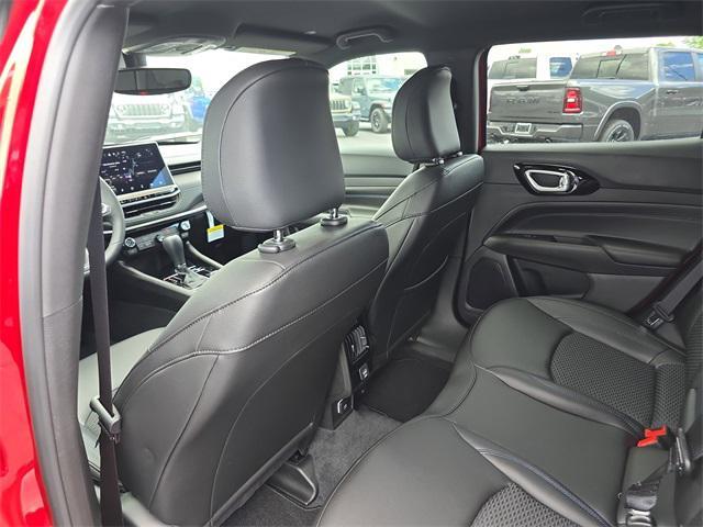 new 2025 Jeep Compass car, priced at $30,058