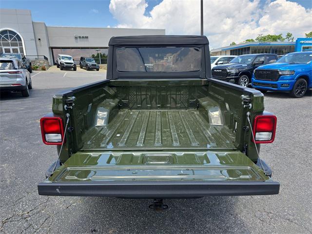 used 2022 Jeep Gladiator car, priced at $37,490