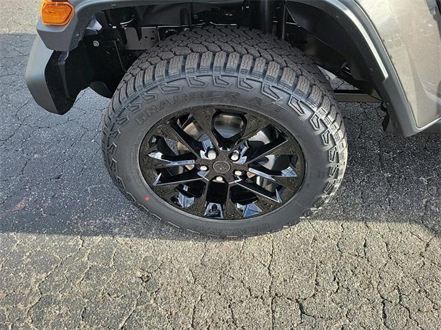 new 2025 Jeep Gladiator car, priced at $43,735