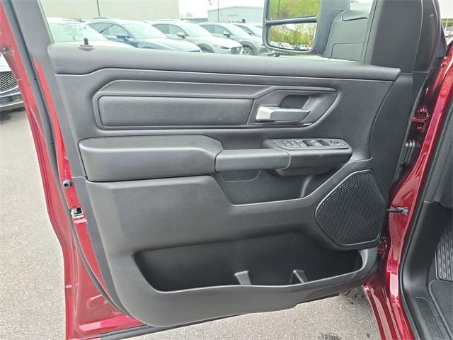 new 2025 Ram 1500 car, priced at $51,913