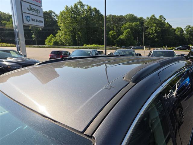 used 2022 Chrysler Pacifica car, priced at $25,491