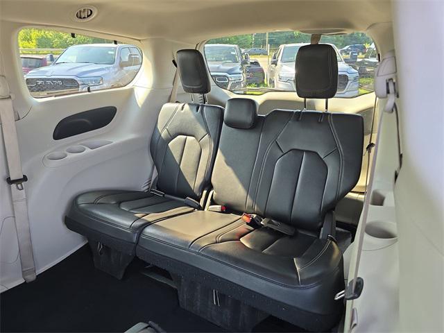 used 2022 Chrysler Pacifica car, priced at $25,491