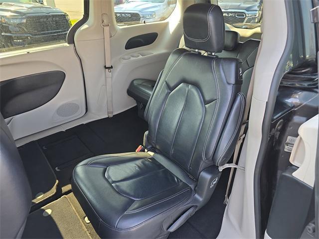 used 2022 Chrysler Pacifica car, priced at $25,491