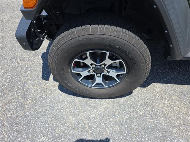 used 2022 Jeep Wrangler Unlimited car, priced at $35,399