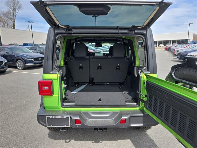 new 2025 Jeep Wrangler car, priced at $53,686