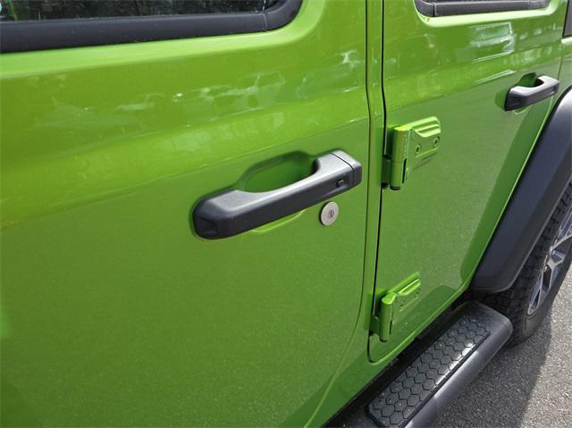 new 2025 Jeep Wrangler car, priced at $53,686