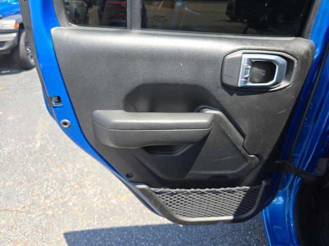 used 2022 Jeep Gladiator car, priced at $29,099