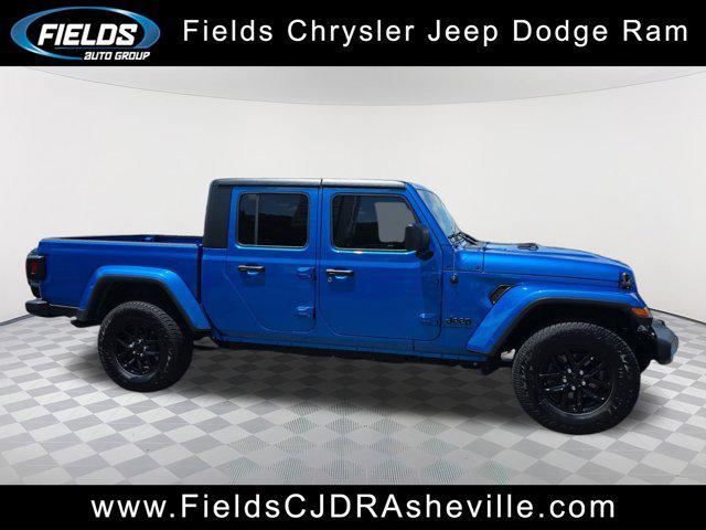 used 2022 Jeep Gladiator car, priced at $29,099