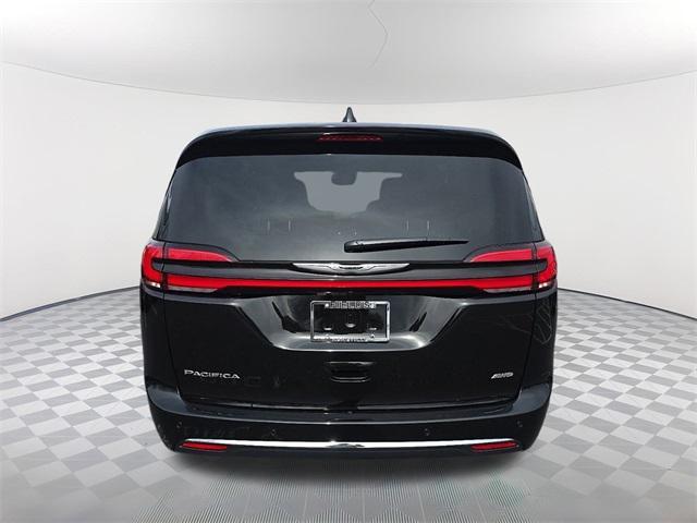 new 2025 Chrysler Pacifica car, priced at $45,453
