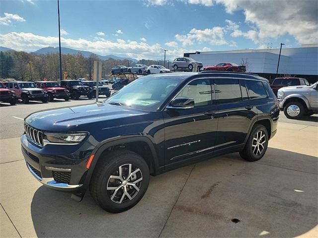 new 2024 Jeep Grand Cherokee L car, priced at $43,812