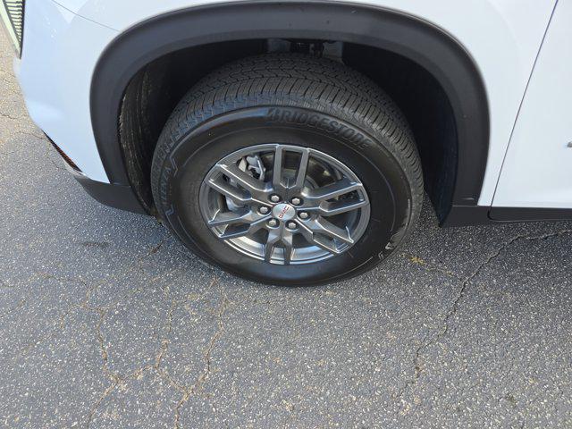 used 2025 GMC Acadia car, priced at $33,490