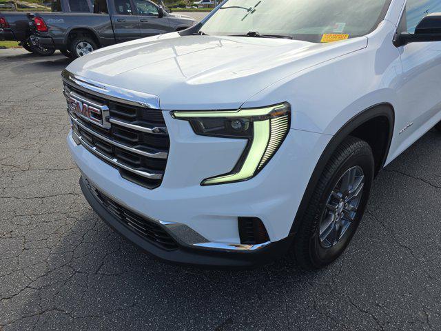 used 2025 GMC Acadia car, priced at $33,490