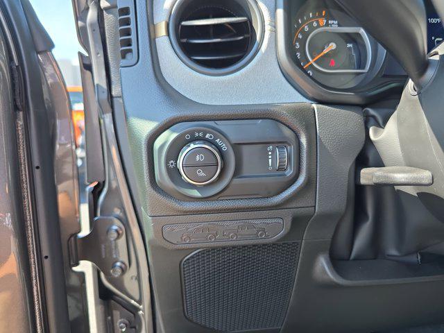 new 2025 Jeep Gladiator car, priced at $55,425
