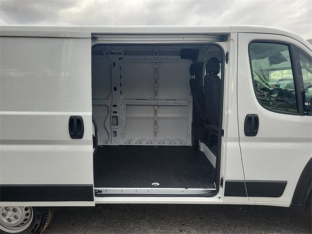 new 2024 Ram ProMaster 2500 car, priced at $45,937