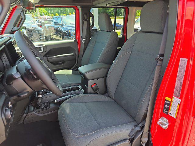 new 2025 Jeep Wrangler car, priced at $48,285