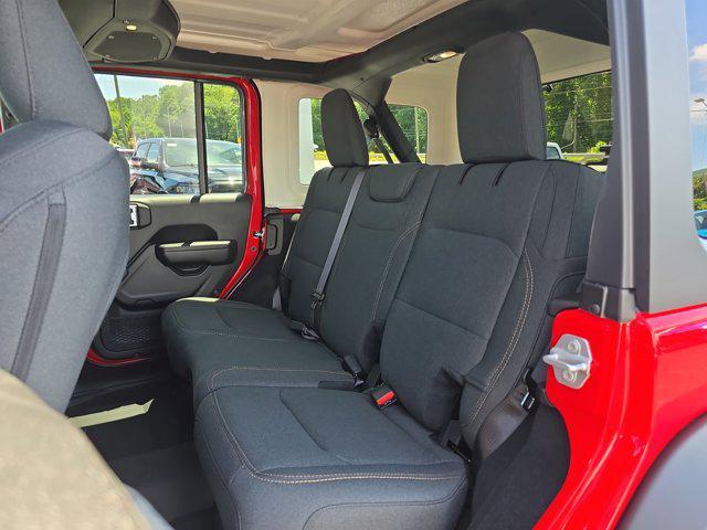 new 2025 Jeep Wrangler car, priced at $48,285
