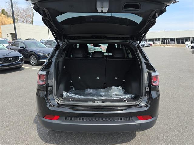 new 2025 Jeep Compass car, priced at $32,733