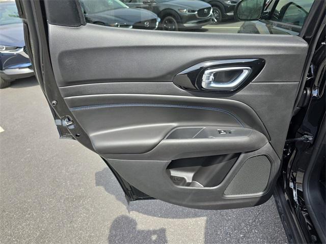new 2025 Jeep Compass car, priced at $32,733
