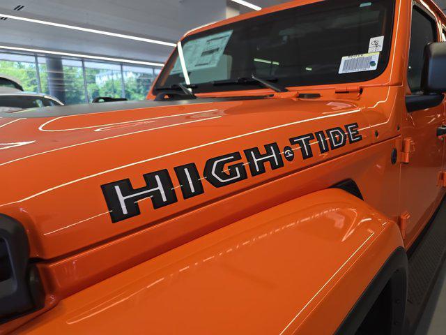 new 2025 Jeep Gladiator car, priced at $51,155