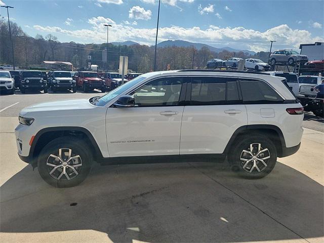 new 2025 Jeep Grand Cherokee car