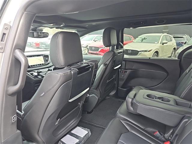 new 2025 Chrysler Pacifica car, priced at $49,767