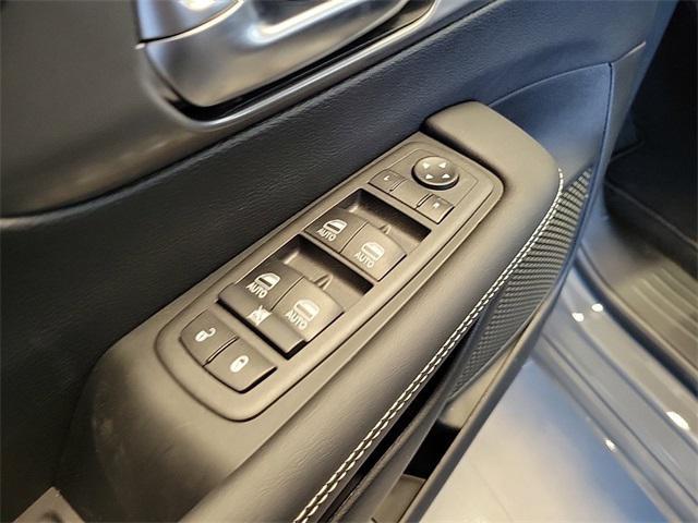 new 2025 Chrysler Pacifica car, priced at $47,843