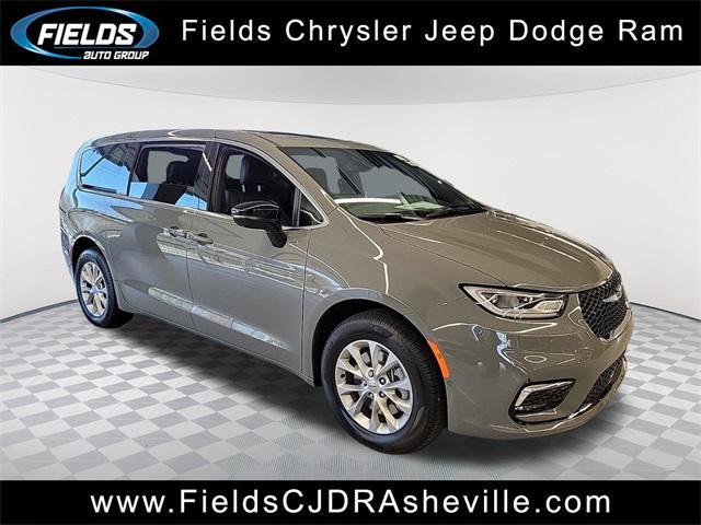 new 2025 Chrysler Pacifica car, priced at $47,843