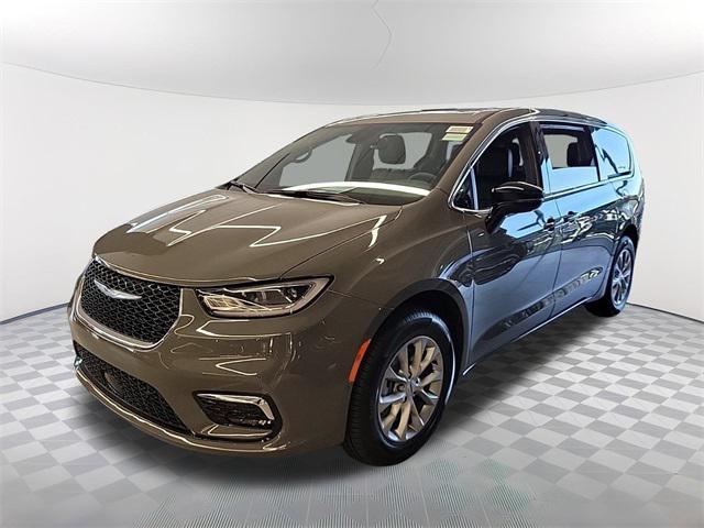 new 2025 Chrysler Pacifica car, priced at $47,843